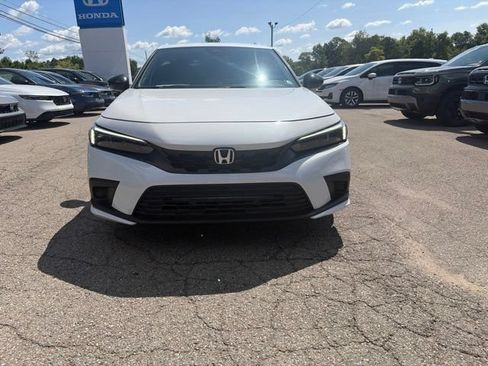 Used 2022 Honda Civic Sport image 9