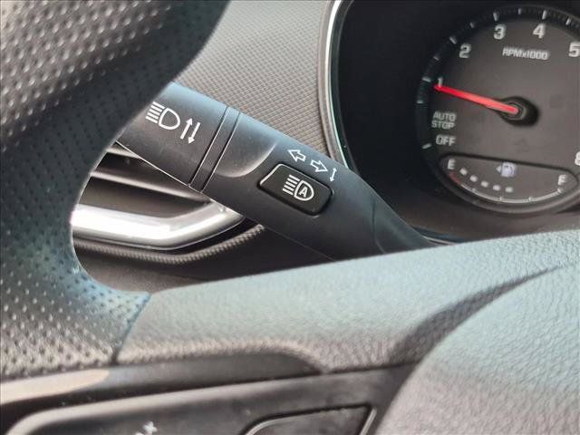 Used 2023 Chevrolet TrailBlazer LT FWD image 16