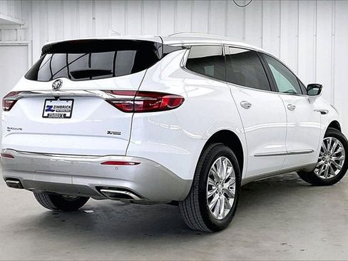 Certified 2021 Buick Enclave Premium w/ Sun and Sites Package image 12