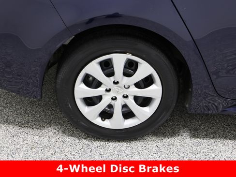 Used 2023 Toyota Corolla LE image 6