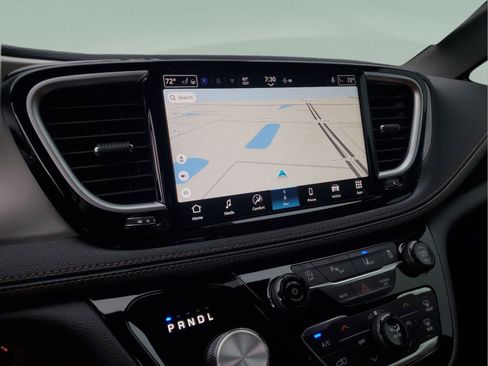 New 2026 Chrysler Pacifica Pinnacle FWD image 14