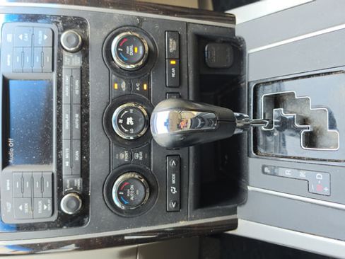 Used 2012 MAZDA CX-9 Grand Touring w/ Moonroof & Bose Audio Pkg FWD image 8
