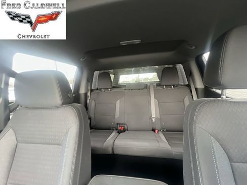 Used 2024 Chevrolet Silverado 1500 Custom Trail Boss w/ Dark Appearance Package image 13