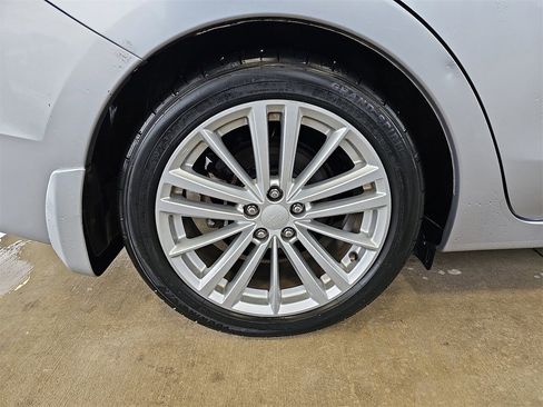Used 2012 Subaru Impreza 2.0i Premium image 32