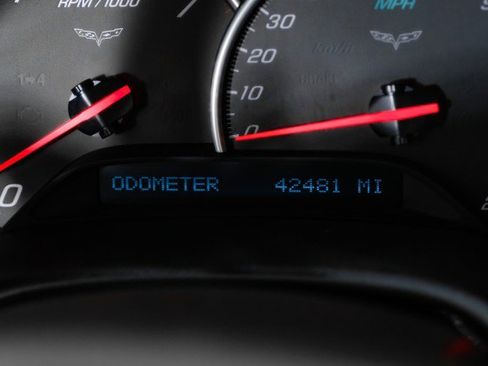 Used 2012 Chevrolet Corvette Grand Sport image 19