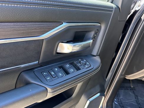 New 2026 RAM 2500 Laramie w/ Sport Appearance Package AWD/4WD image 20