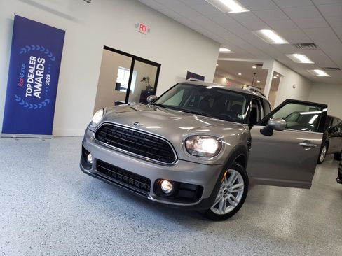 Used 2018 MINI Cooper Countryman FWD image 7