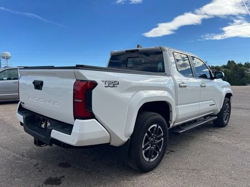 Used 2024 Toyota Tacoma TRD Sport w/ TRD Sport Upgrade Package AWD/4WD image 6