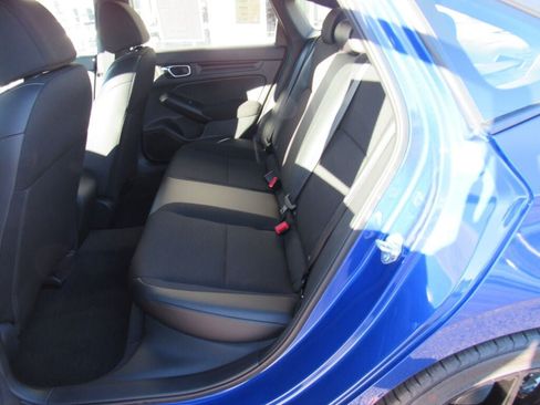 Used 2024 Honda Civic Sport image 7