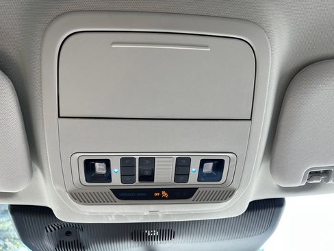 New 2026 Ford Explorer Active AWD/4WD image 31