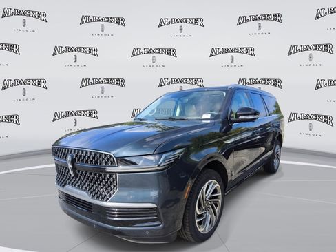 New 2026 Lincoln Navigator L Reserve AWD/4WD image 1