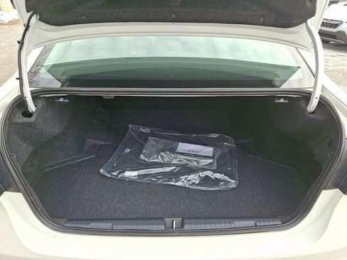 Certified 2023 Subaru Legacy Limited image 32