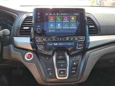 Used 2019 Honda Odyssey EX-L image 18