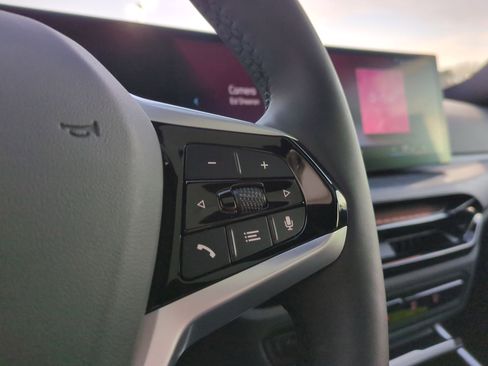 Certified 2025 BMW 330i 330i w/ Premium Package image 19