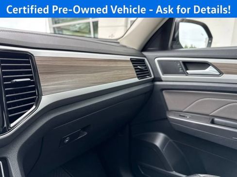 Used 2023 Volkswagen Atlas SEL AWD/4WD image 16