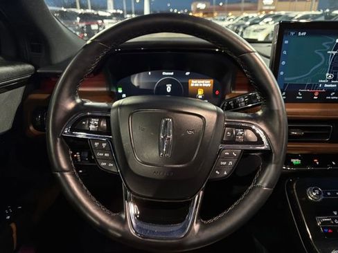 Used 2023 Lincoln Nautilus Reserve w/ Monochromatic Package image 18