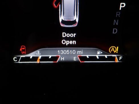 Used 2016 Jeep Cherokee Limited w/ Technology Group image 24