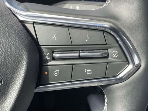 Used 2025 Chevrolet Equinox EV LT image 21