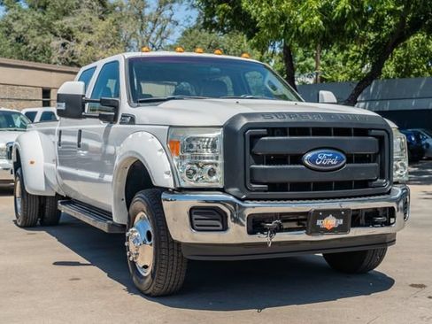 Used 2015 Ford F350 XL w/ Power Equipment Group AWD/4WD image 8