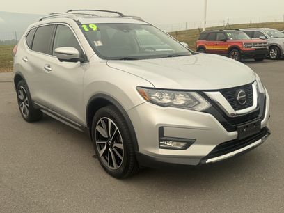 Used 2019 Nissan Rogue SL w/ Premium Package
