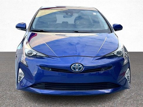 Used 2018 Toyota Prius Four Touring image 3