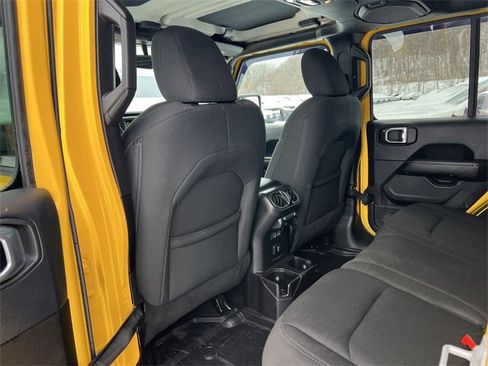 Used 2019 Jeep Wrangler Unlimited Sahara w/ Dual Top Group image 16