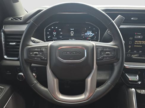 Used 2025 GMC Sierra 2500 Denali w/ Denali Reserve Package AWD/4WD image 9