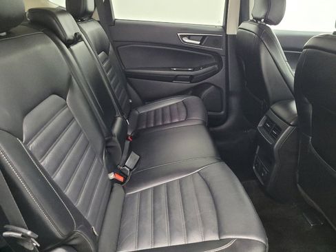 Used 2015 Ford Edge SEL w/ Equipment Group 201A image 19