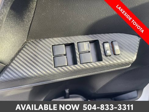 Used 2015 Toyota RAV4 LE FWD image 24