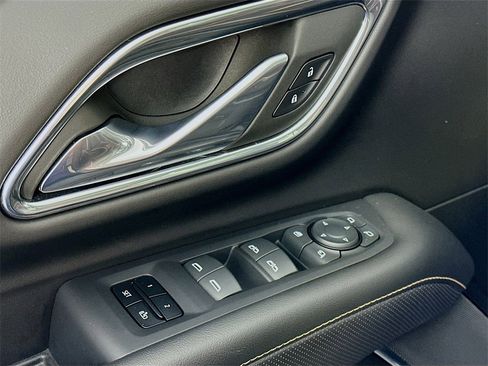 Used 2023 GMC Yukon XL AT4 w/ Max Trailering Package image 21