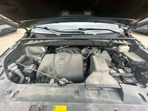 Used 2018 Toyota Highlander Limited Platinum AWD/4WD image 33