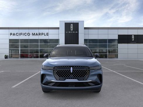 New 2026 Lincoln Nautilus Reserve image 6