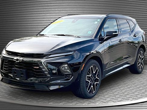Used 2023 Chevrolet Blazer RS w/ Driver Confidence II Package AWD/4WD image 3