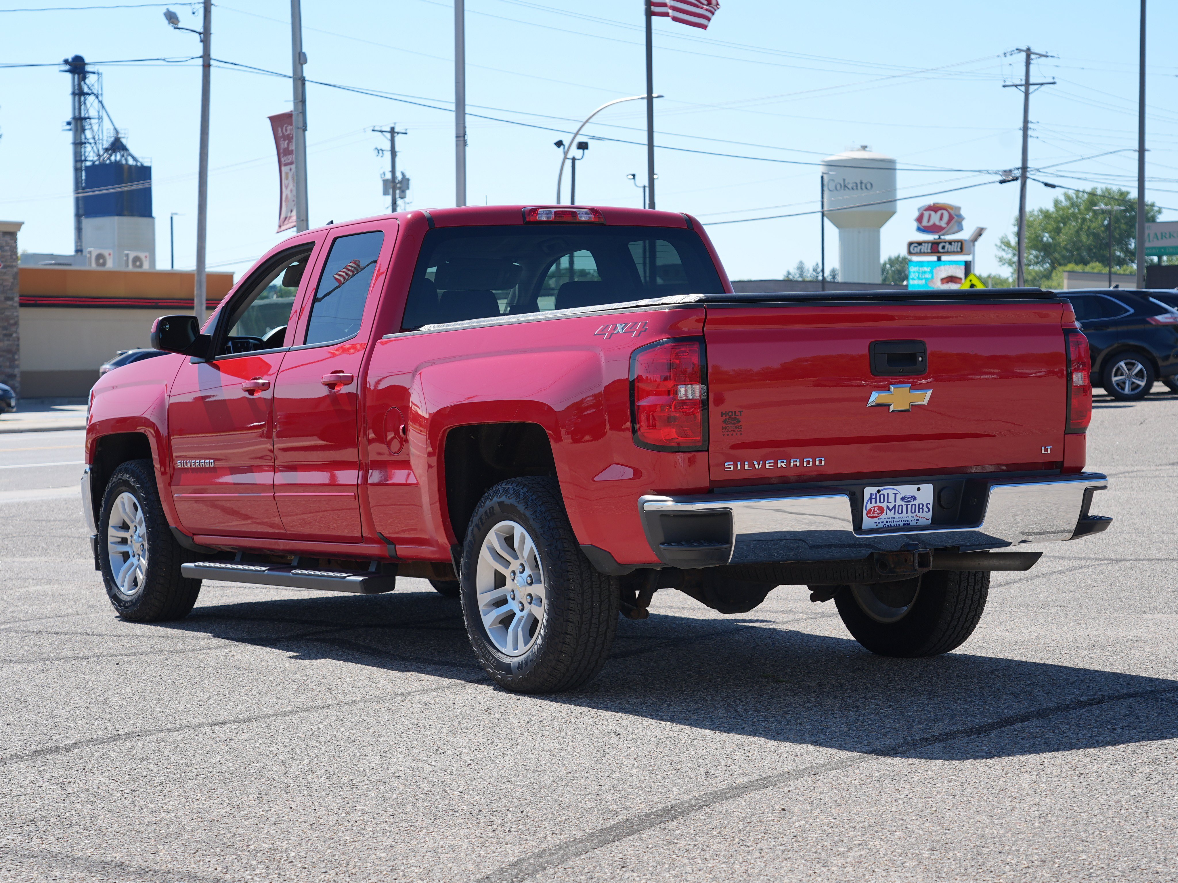 Used 2018 Chevrolet Silverado 1500 LT w/ All Star Edition AWD/4WD image 6
