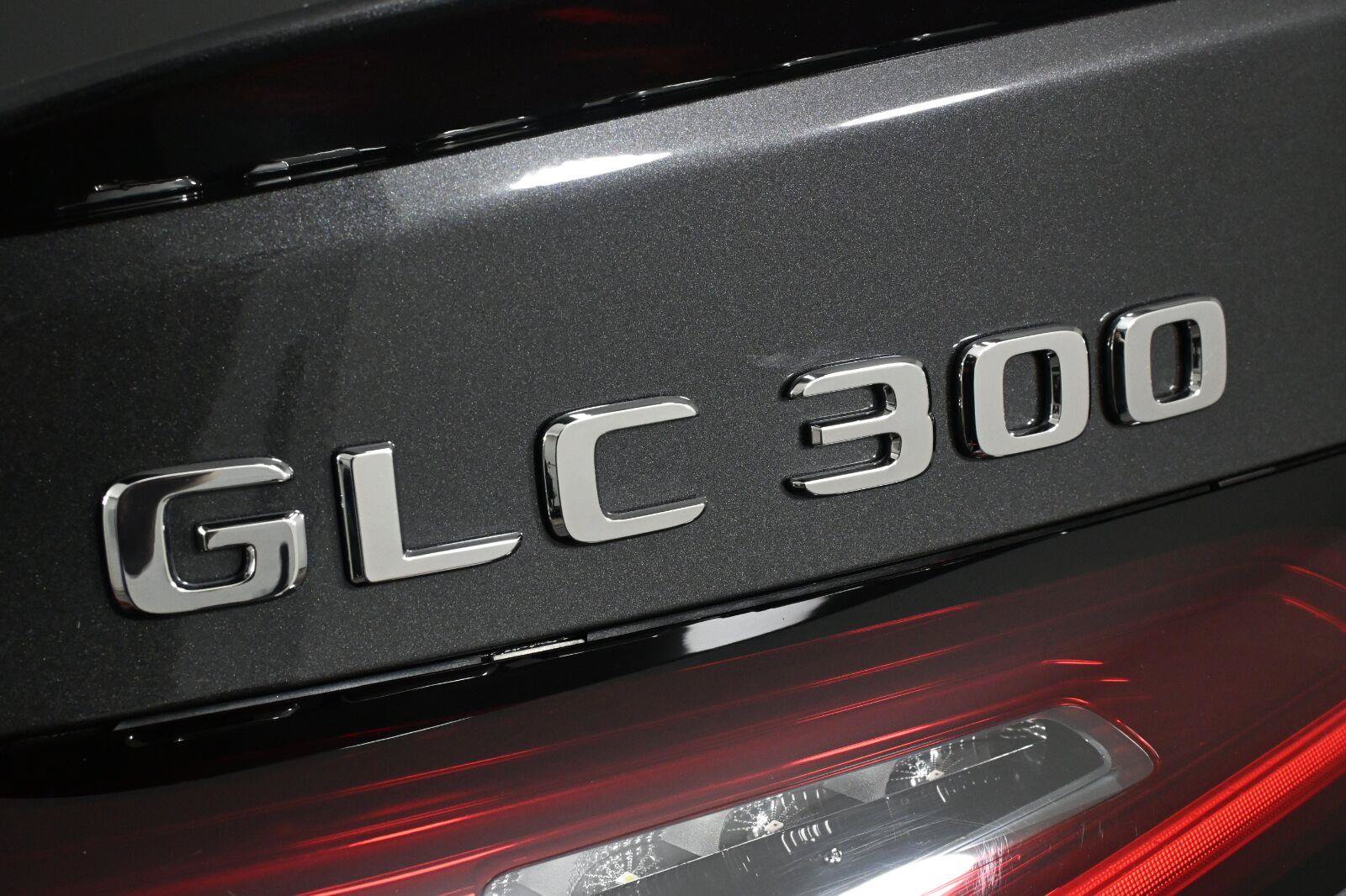 Used 2026 Mercedes-Benz GLC 300 4MATIC image 25