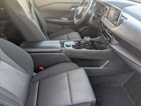 Used 2024 Nissan Rogue SV image 20