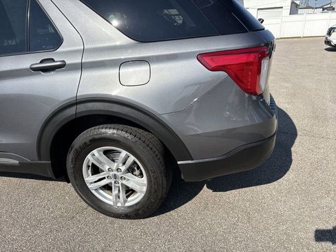 Used 2021 Ford Explorer XLT image 7