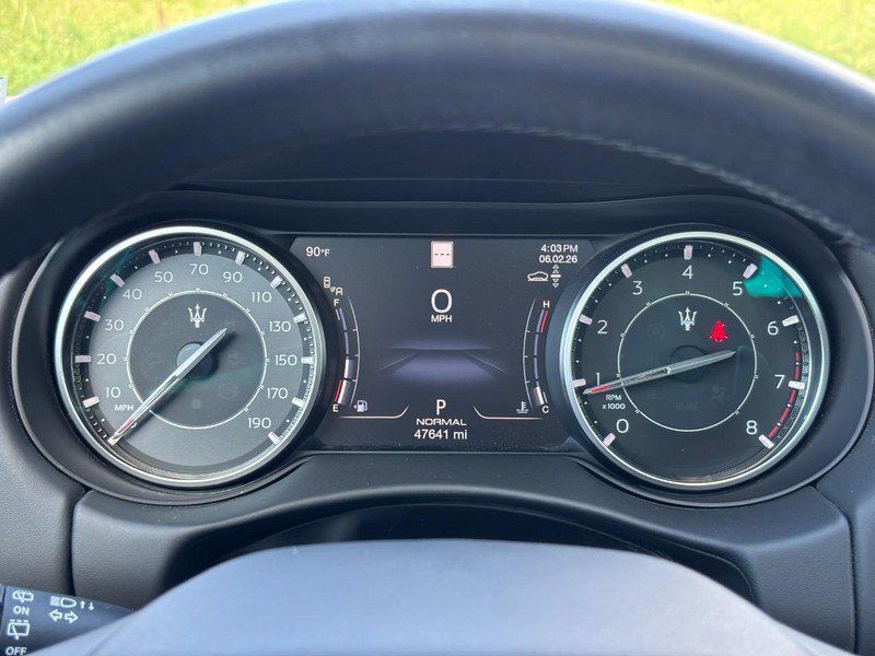Used 2022 Maserati Levante Modena AWD/4WD image 18