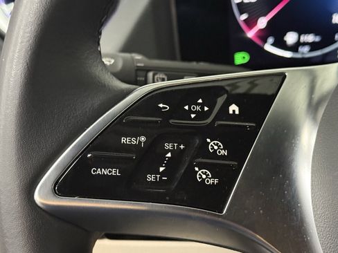 Certified 2025 Mercedes-Benz GLA 250 GLA 250 image 24