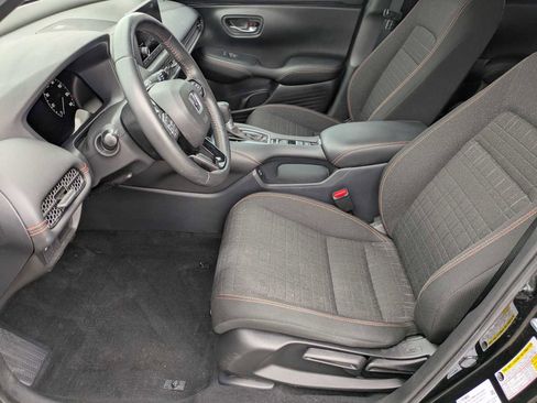 Certified 2024 Honda HR-V Sport image 15