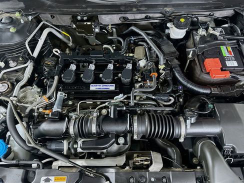 Used 2019 Honda Accord LX image 32