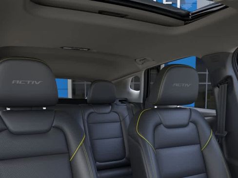 New 2026 Chevrolet Trax ACTIV w/ Sunroof Package FWD image 24