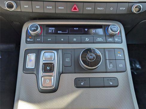 Used 2024 Hyundai Palisade SEL image 27