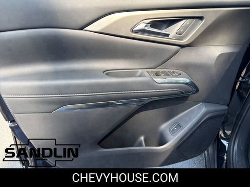 New 2026 Chevrolet Traverse LT w/ Midnight/Sport Edition FWD image 10