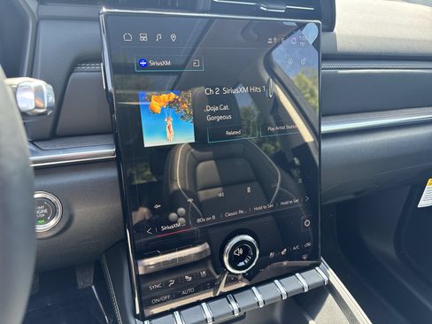 New 2026 GMC Terrain Denali AWD/4WD image 12