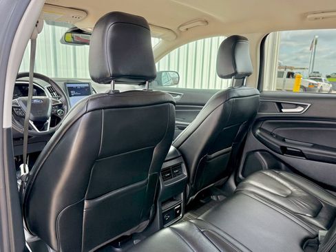 Used 2021 Ford Edge Titanium AWD/4WD image 13