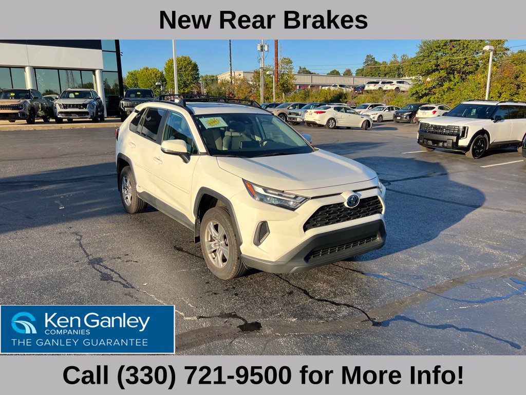 Used 2022 Toyota RAV4 XLE w/ Convenience Package AWD/4WD image 6