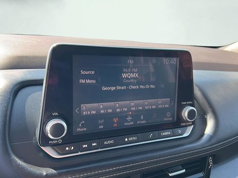 Used 2021 Nissan Rogue SV AWD/4WD image 8