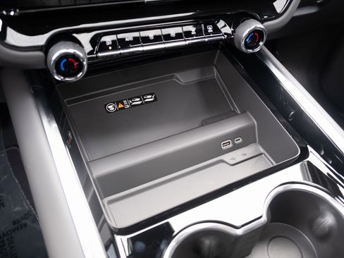 New 2026 Chevrolet Tahoe High Country image 5