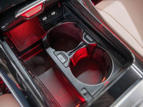 New 2027 Mercedes-Benz CLE 300 4MATIC Coupe image 25